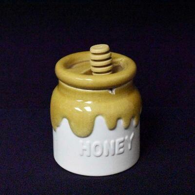1982 Vintage Teleflora Honey Pot Jar 