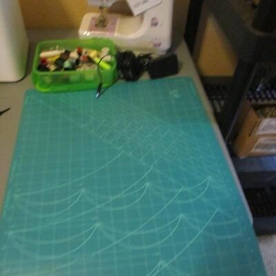 Pixie Plus Craft Machine by Singer