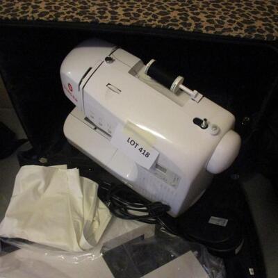 Singer Sewing Machine