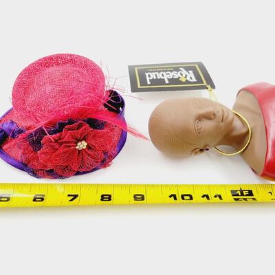 2005 ROSEBUD OF NEW YORK "A CELEBRATED WOMAN" RED W/ PURPLE SINAMAY HAT #3126