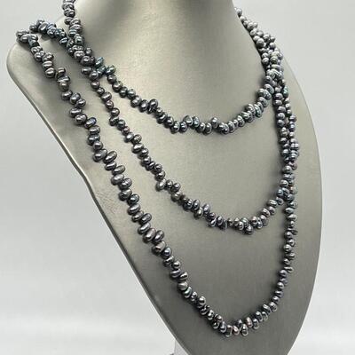 LOT 9: 70-inch Strand of Tahitian Cultured Pearls