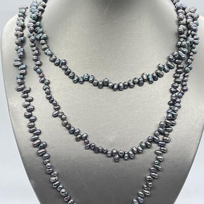 LOT 9: 70-inch Strand of Tahitian Cultured Pearls