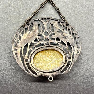 LOT 23: Yellow Aventurine Cabochon set in Sterling Silver - 18" Chain