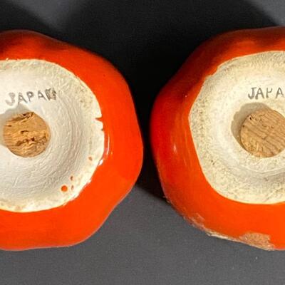 LOT 1: Vintage Maruhon Ware Occupied Japan: Tomato Condiment Jar, Salt/Pepper on Tray