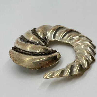 LOT 25: Vintage Silver 925 Pendant/Brooch - 22.8 grams total weight