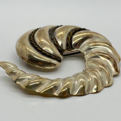 LOT 25: Vintage Silver 925 Pendant/Brooch - 22.8 grams total weight