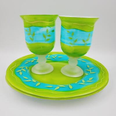 FUN AND COLORFUL GLASS PLATES AND GOBLETS
