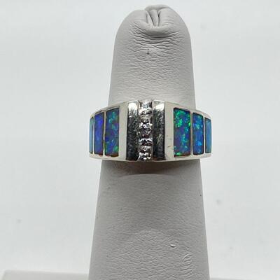 LOT 29: Sterling Silver Size 4 Ring with Cape May "Diamonds"