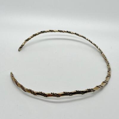 LOT 34: Sterling Silver Collar - marked Mexico 19-8 W