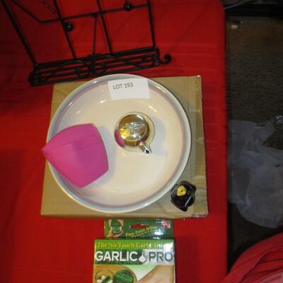 Pfaltzgraff bowl, Garlic pro