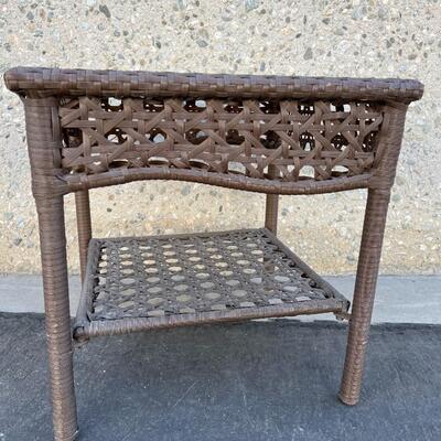 Weaved Glass Table Top Patio Furniture End Table
