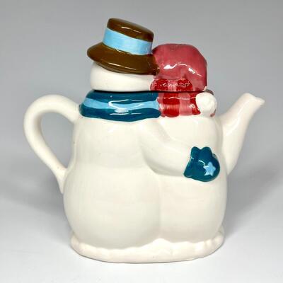 Snowmen pair ceramic tea pot Christmas holiday decor