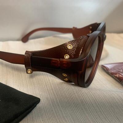 Feisedy Retro round steampunk sunglasses with leather