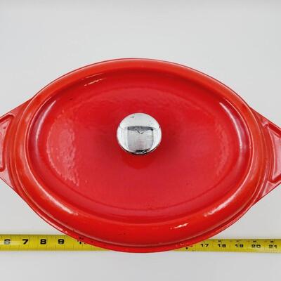 VINTAGE ENAMEL CAST IRON RED/ORANGE OVAL DUTCH OVEN