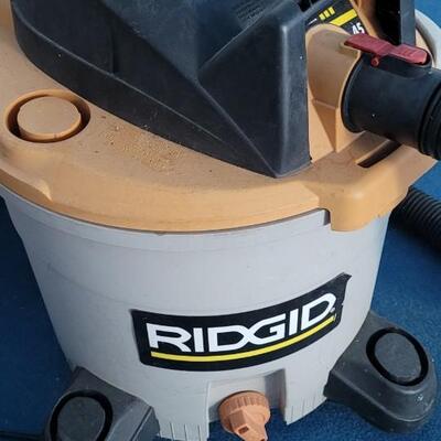 Lot 3: RIGID 5 Horsepower Shop Vacuum
