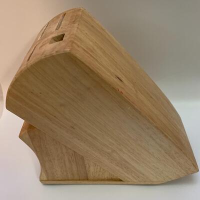 Chicago Cutlery 9-Slot Wooden Knife Block Holder 9.5â€ long x 9â€ high x 4.5â€ wide approx