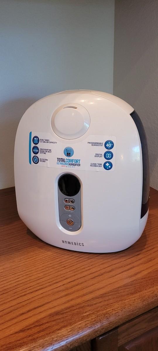 Lot 63: Dual Tank Digital Humidifier by HOMEDICS | EstateSales.org