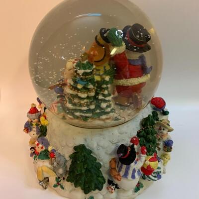 Large Musical Snowglobe â€œLet it snowâ€ - 8â€ wide x 8â€ high x 7â€ deep approx
