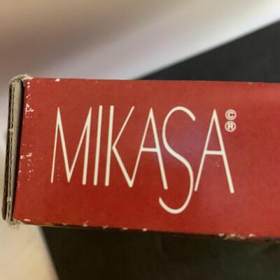 Vintage 1970s Mikasa Christmas Carol Crystal Canape Tray Frosted 15.5â€ long approx