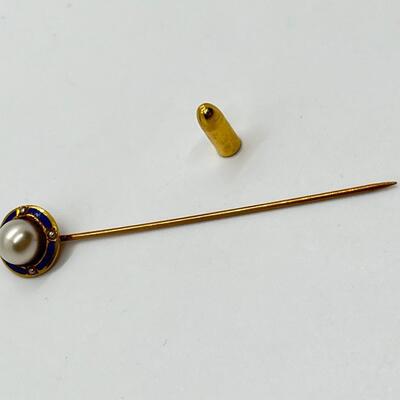 LOT 42: Vintage 10K Gold and Enamel Pearl Hat/Stick Pin