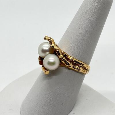 LOT 61: 14K Gold Double Pearl Ring - Size 9 - 6.1 gtw - Marked Germany