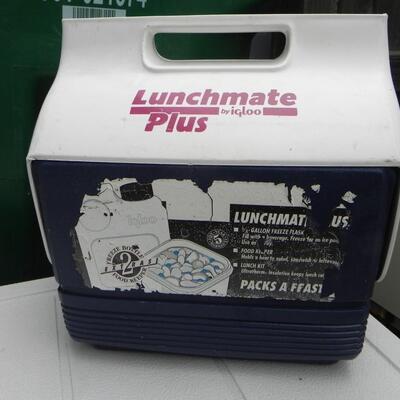 COLEMAN CHEST COOLER AND LUNCHMATE PLUS