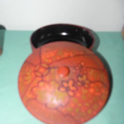 UNIQUE BOWL CONTAINERS WITH LIDS AND POTTERY VASE-CUPS-POT