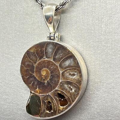 LOT 74: Sterling Silver & Possibly Raw Gemstone Pendant on 20" Sterling Rope Chain
