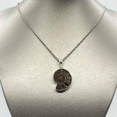 LOT 74: Sterling Silver & Possibly Raw Gemstone Pendant on 20" Sterling Rope Chain