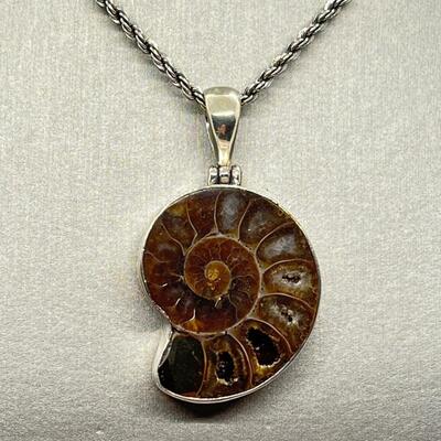 LOT 74: Sterling Silver & Possibly Raw Gemstone Pendant on 20" Sterling Rope Chain
