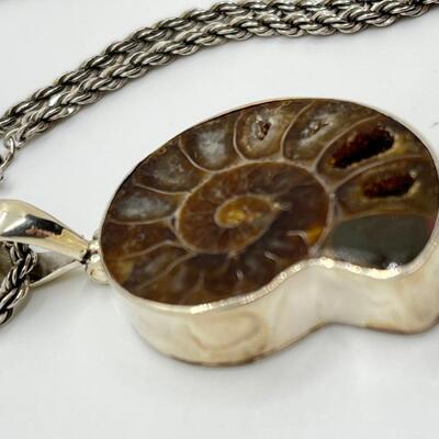 LOT 74: Sterling Silver & Possibly Raw Gemstone Pendant on 20" Sterling Rope Chain