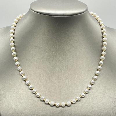 LOT 75: Strand of Cultured Pearls with 14K Gold Clasp in Italian Leather Case