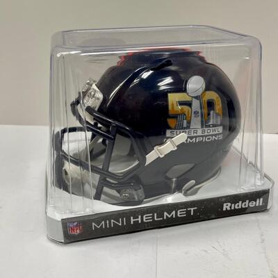 Collectible Riddell Mini NFL Helmet  50 50th Super Bowl Champions