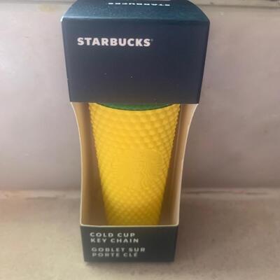 Starbucks pineapple keychain bnwt