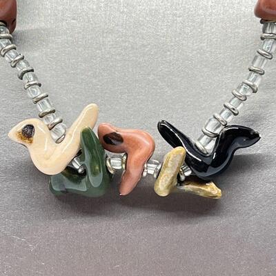 LOT 87: Handcrafted Glazed Ceramic Pottery Beaded Native American Fetish Necklace (22")