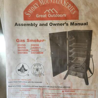 Great Outdoors Gas Smoker