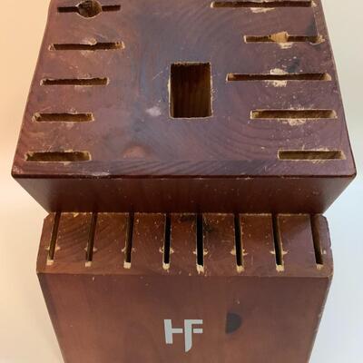 19 slot Wood Knife Block - 8.5â€ deep x 6â€ wide x 8â€ high approx