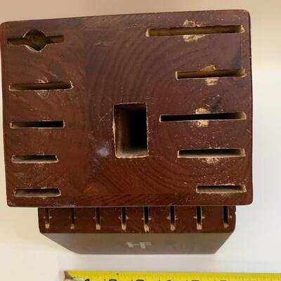 19 slot Wood Knife Block - 8.5â€ deep x 6â€ wide x 8â€ high approx