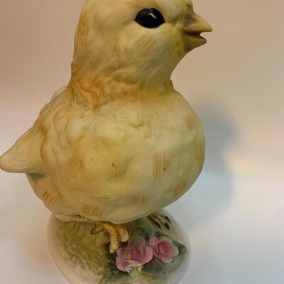 Vintage Lefton China Japan Hand Painted Chick Planter - 5.5â€ wide x 4.5â€ deep x 6â€ high approx