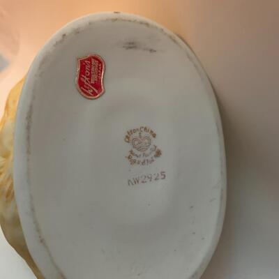 Vintage Lefton China Japan Hand Painted Chick Planter - 5.5â€ wide x 4.5â€ deep x 6â€ high approx