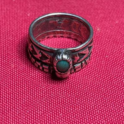 NA sterling ring size 8