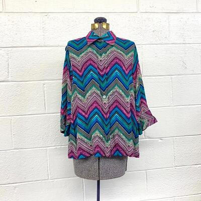 SAPPHIRE STAR - VIBRANT WOMENâ€™S TOP - SIZE 14