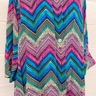 SAPPHIRE STAR - VIBRANT WOMENâ€™S TOP - SIZE 14