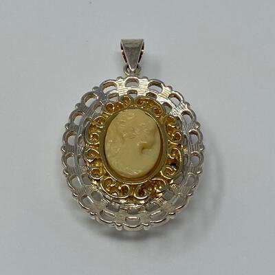 Double-Sided Jewel and Cameo Pendant