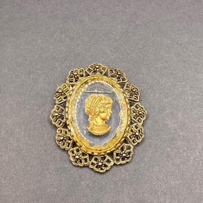 Large Glass Cameo Pendant