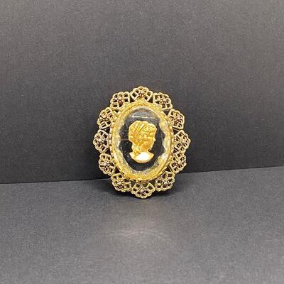 Large Glass Cameo Pendant