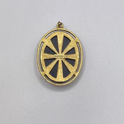 Vintage Napier Cameo Pendant