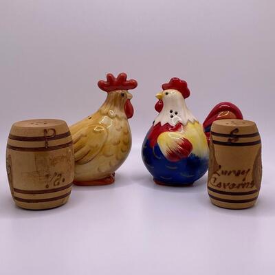 Vintage Rooster Hen and Barrel Salt and Pepper Shakers 