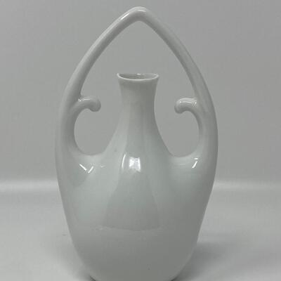 Vintage White Vessel and Decorative Plate