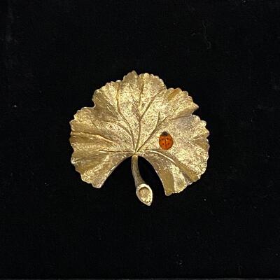 Vintage Signed Ledo 1962 Brushed Gold Tone Leaf and Ladybug Brooch